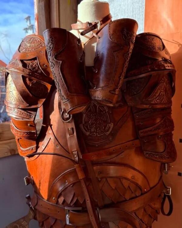 Instagram post from handmadebyortlep. This post is in position 0.