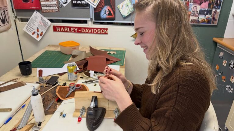 Instagram post from handmadebyortlep. This post is in position 1.