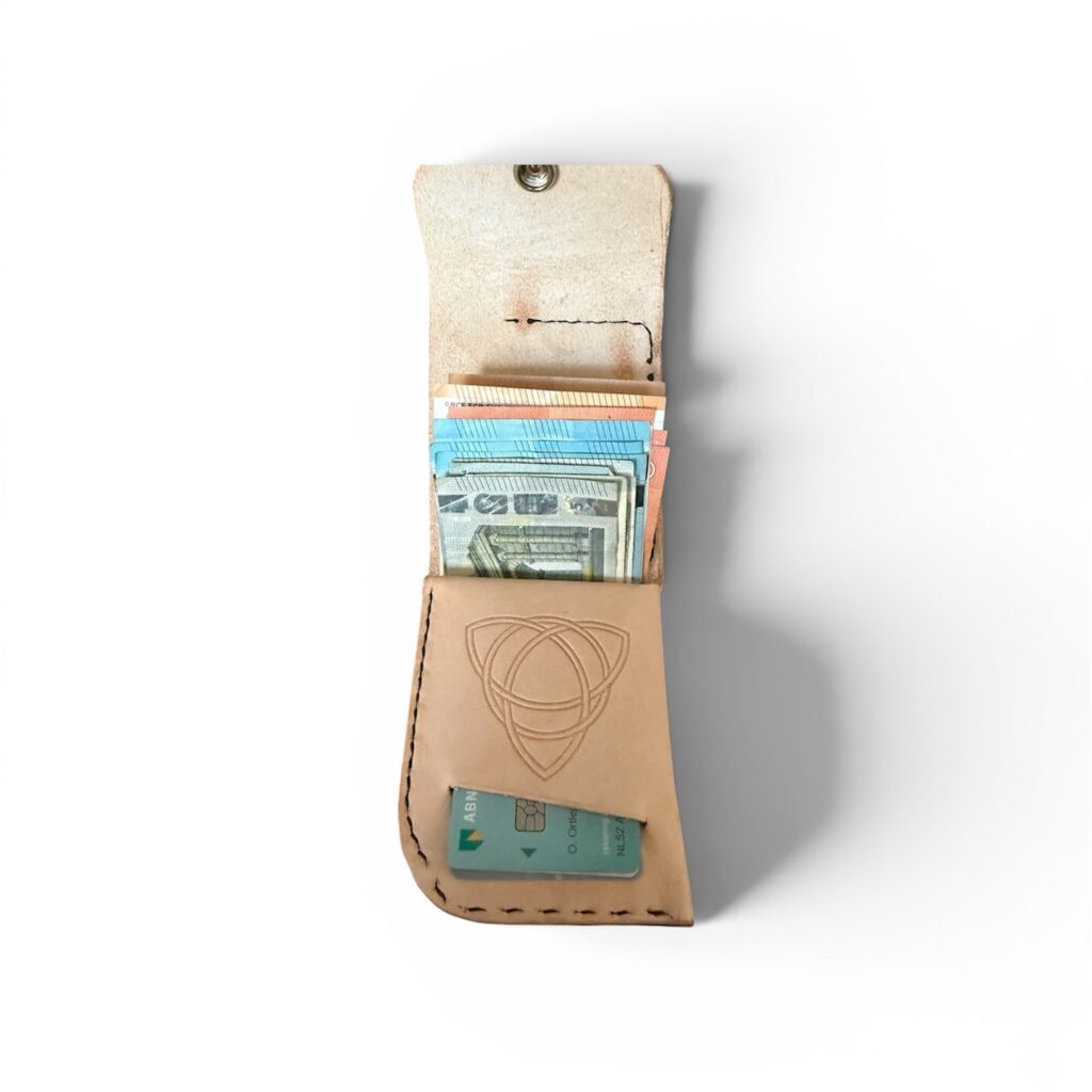 Instagram post from handmadebyortlep. This post is in position 3.