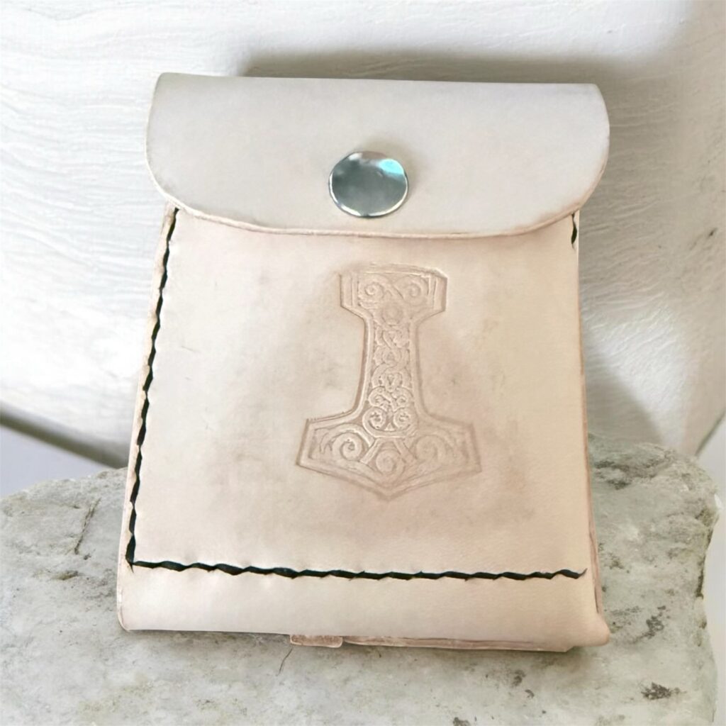 Instagram post from handmadebyortlep. This post is in position 0.